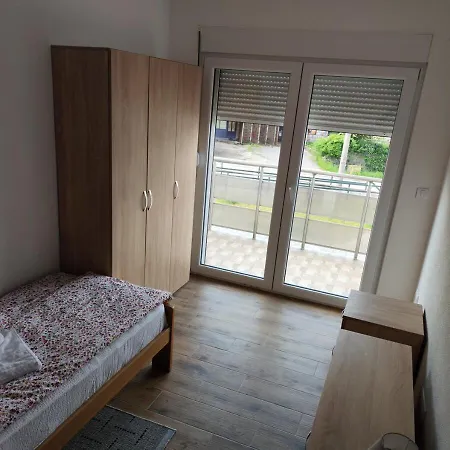 Suncani Breg 公寓 *